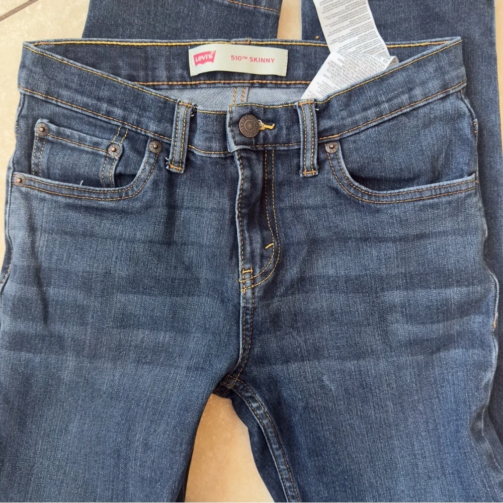 Levis size 14